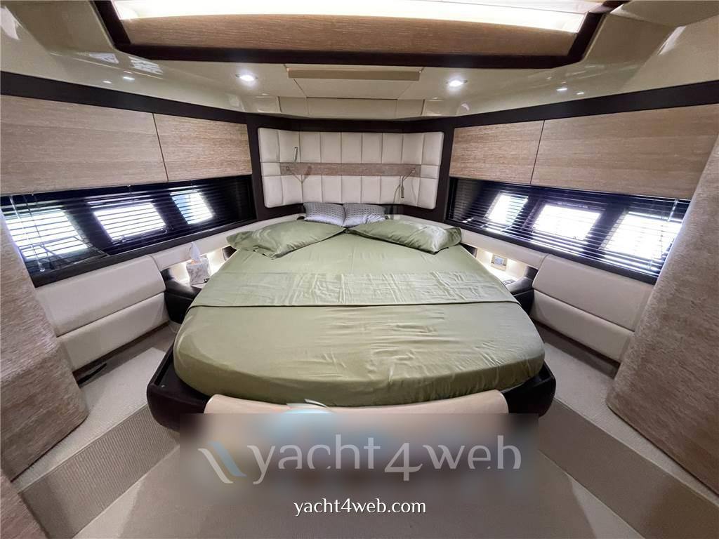 Azimut 64 flybridge