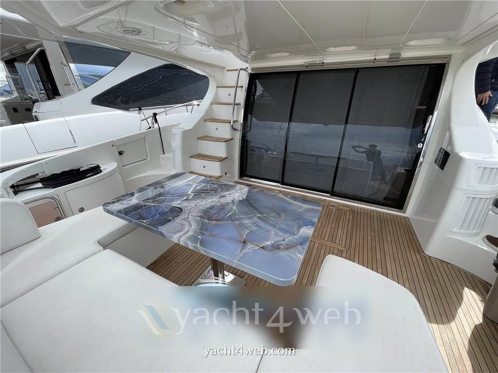 Azimut 64 flybridge