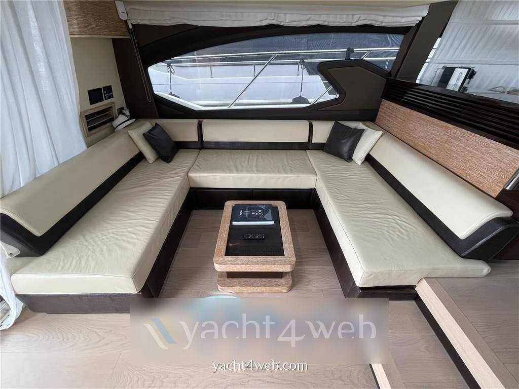Azimut 64 flybridge