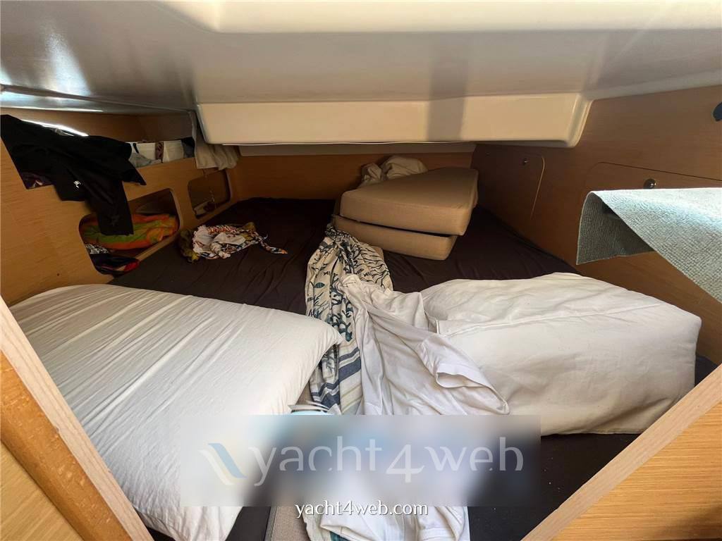 Beneteau Flyer 850 sun deck