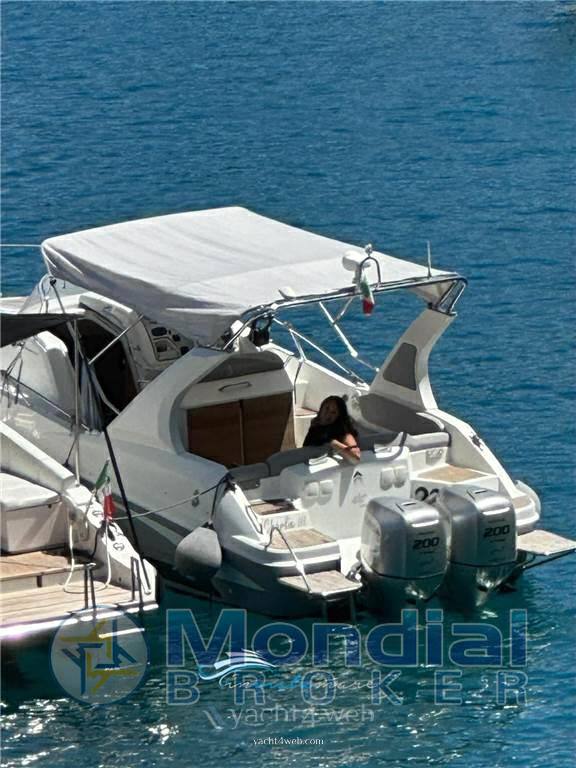 Beneteau Flyer 850 sun deck