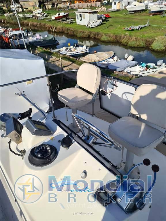 Bertram yacht 33' sf