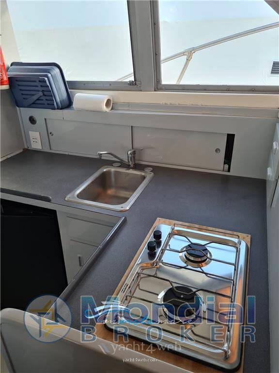 Bertram yacht 33' sf