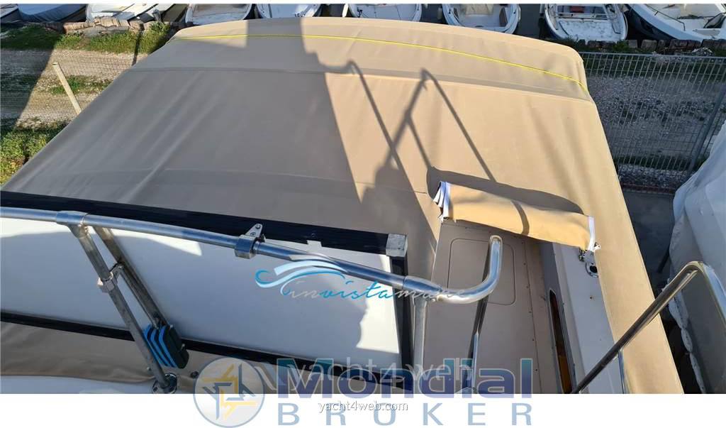 Bertram yacht 33' sf