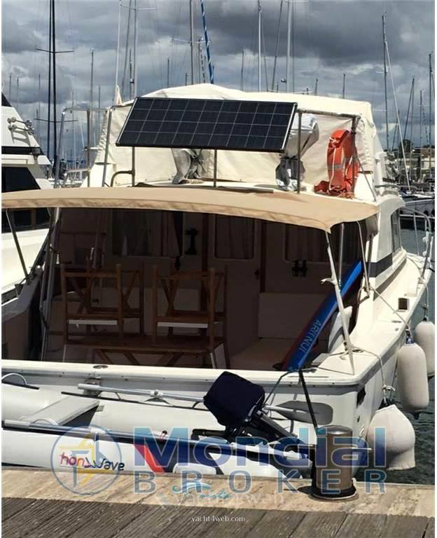 Bertram yacht 33' sf
