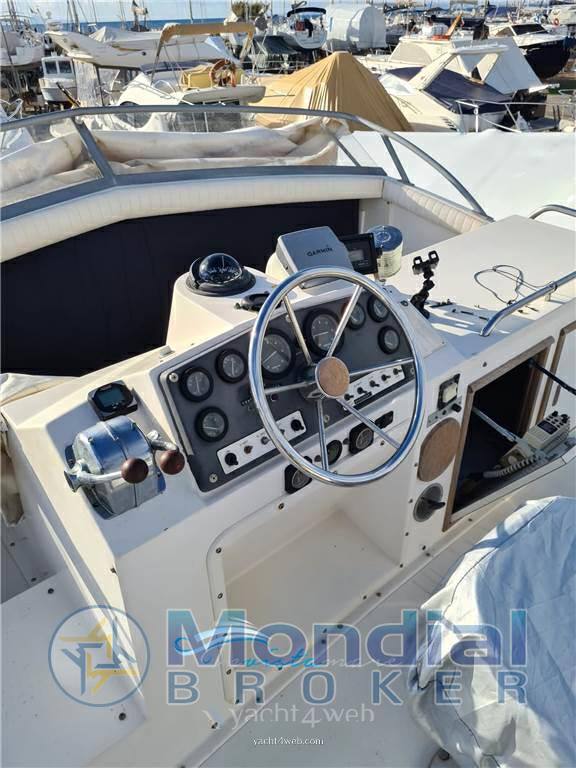 Bertram yacht 33' sf