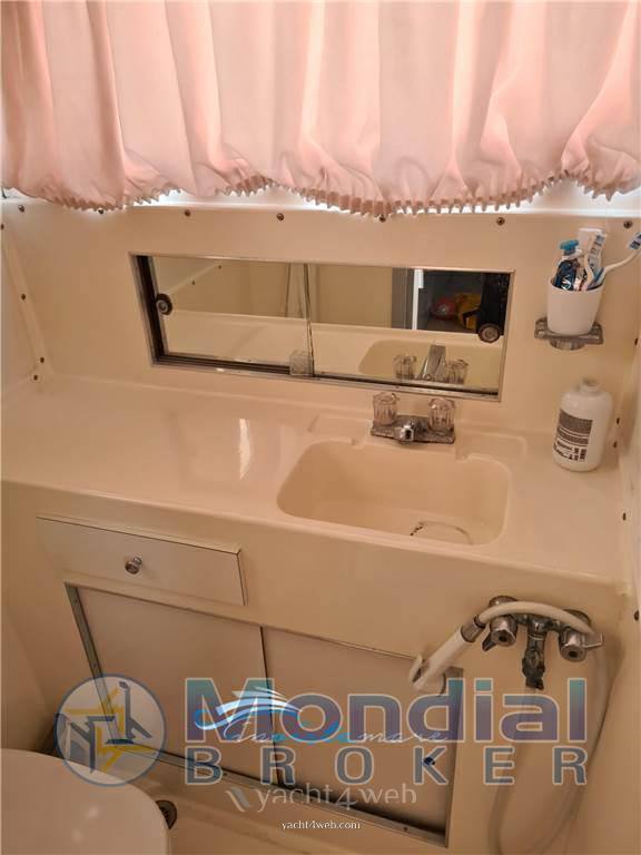 Bertram yacht 33' sf