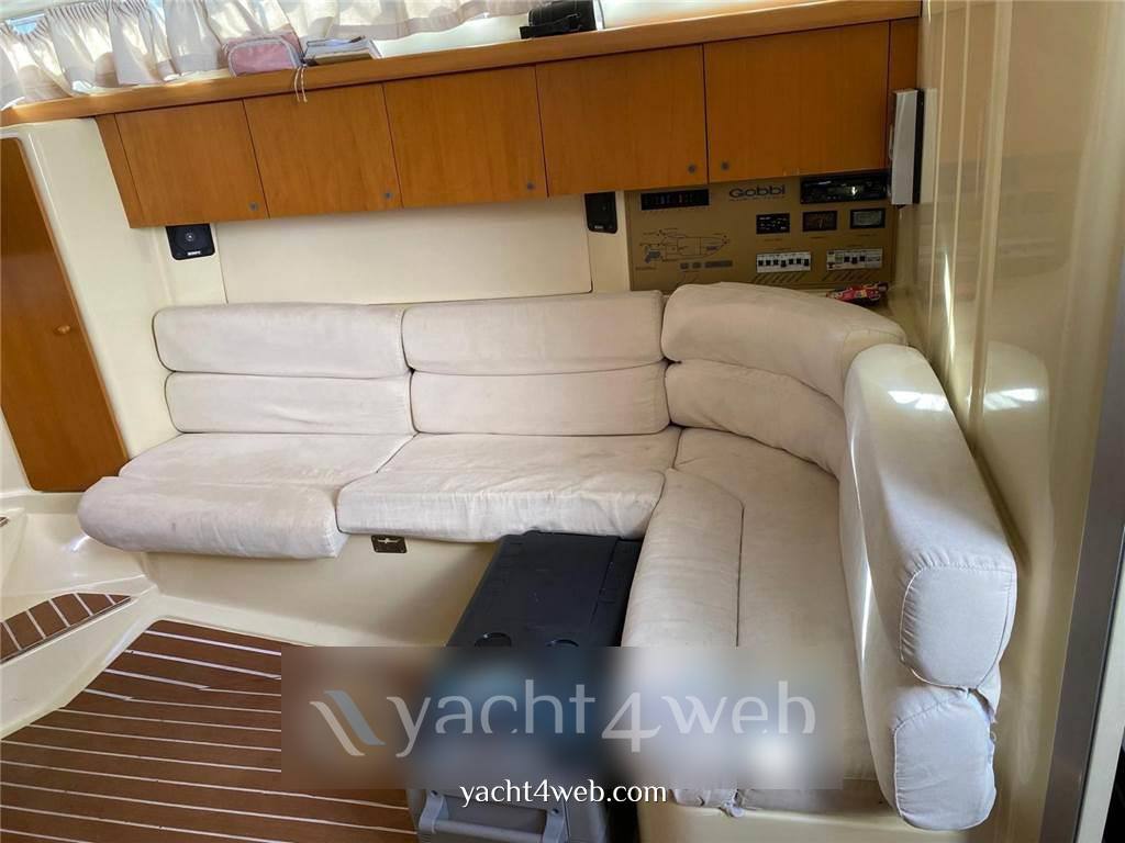 Gobbi 31 cabin