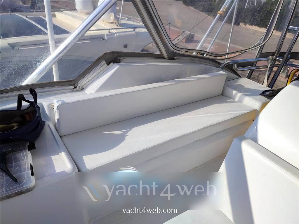 Hatteras 50 convertible