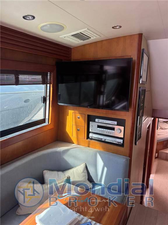 Hatteras 50 convertible