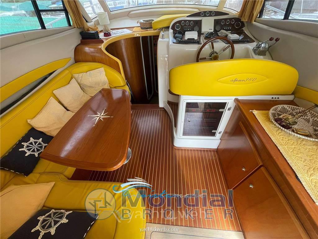 Plastik Space 360 fly