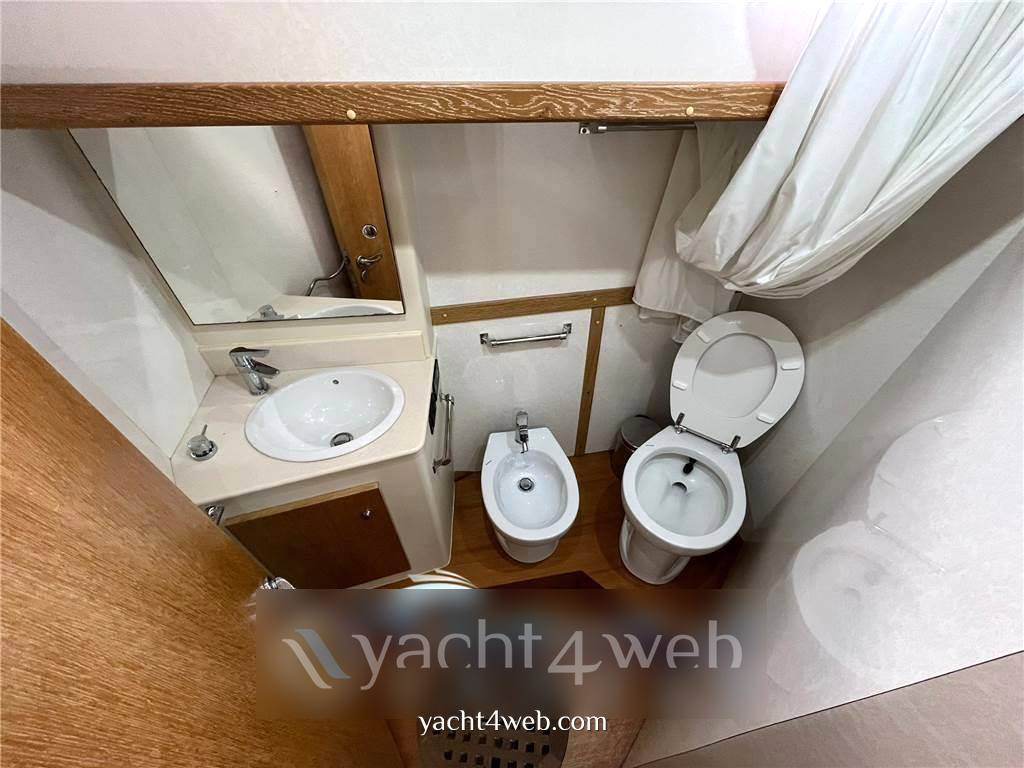 Blue navy 430 cruiser