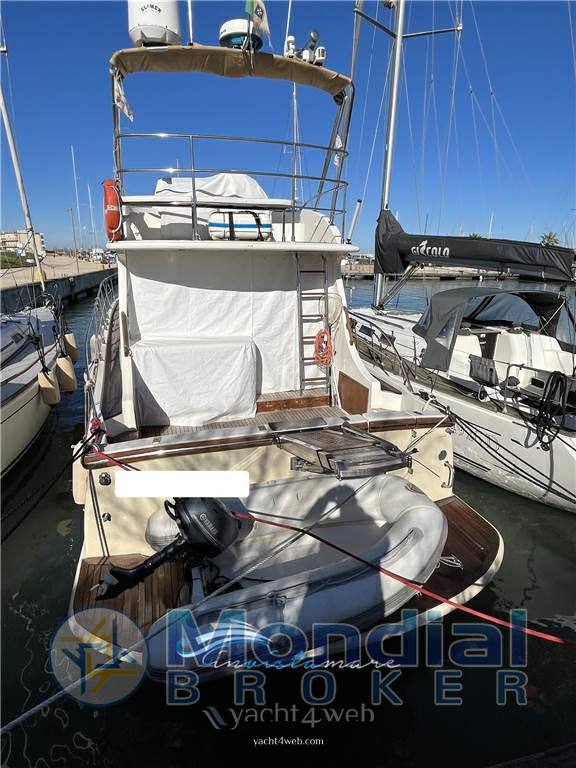 Cantieri estensi 440 goldstar fly