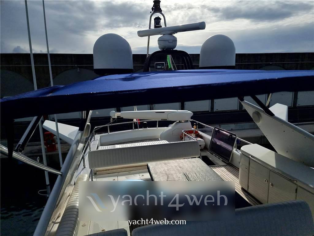 Guy couach 22 Flybridge