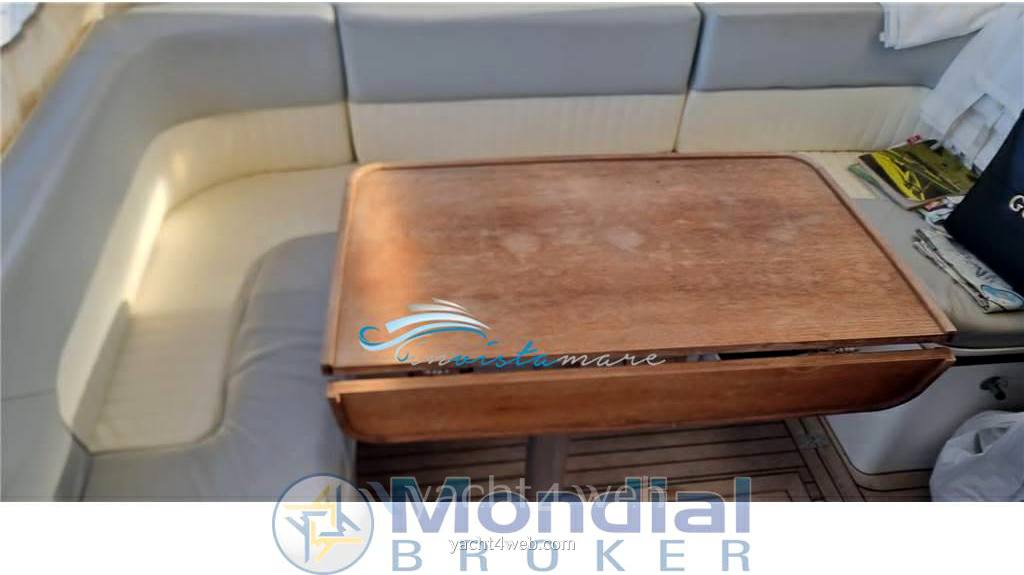 Plastik Space 310 open motor boat