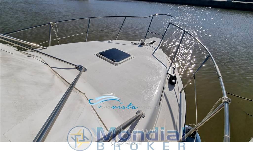 Plastik Space 310 open Motor boat used for sale
