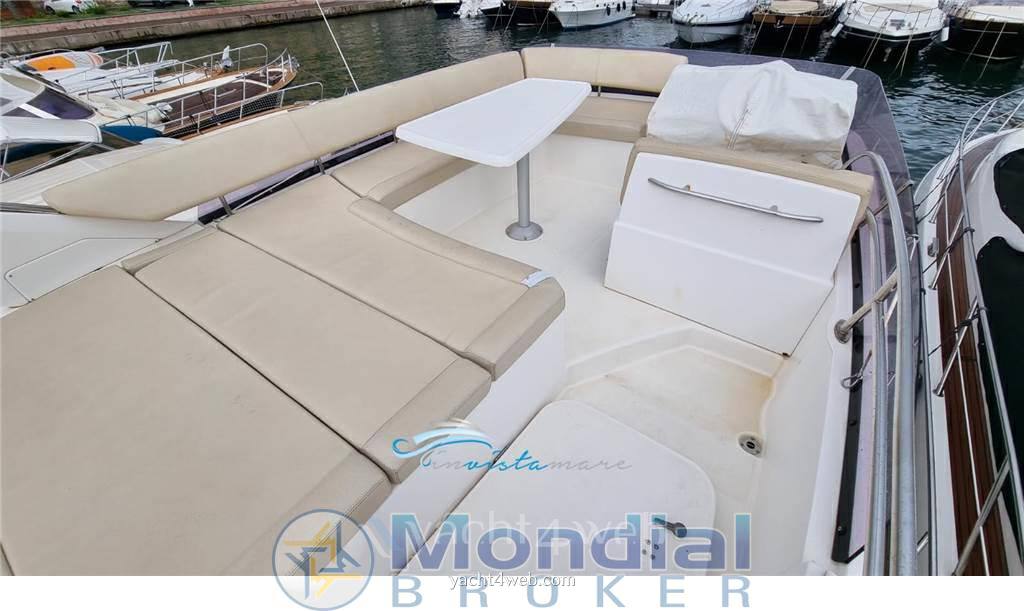 Jeanneau Prestige 42 fly 