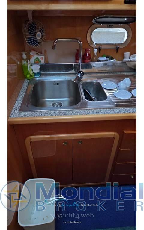 Raffaelli Levante fly barca a motore