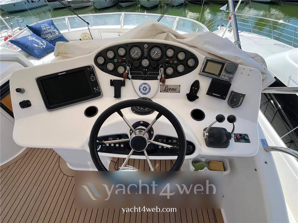 Riviera marine 40 flybridge barca a motore