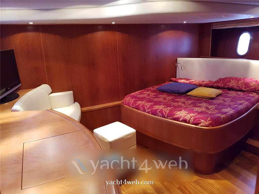 Cayman 62 fly Flybridge