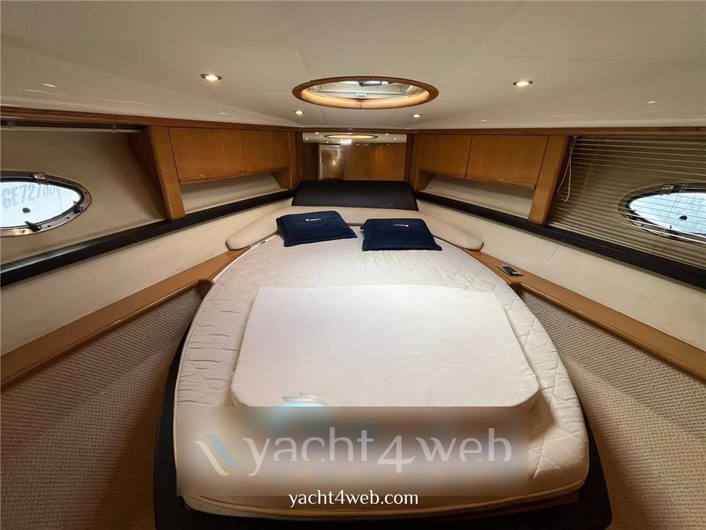 Absolute 41 motor boat