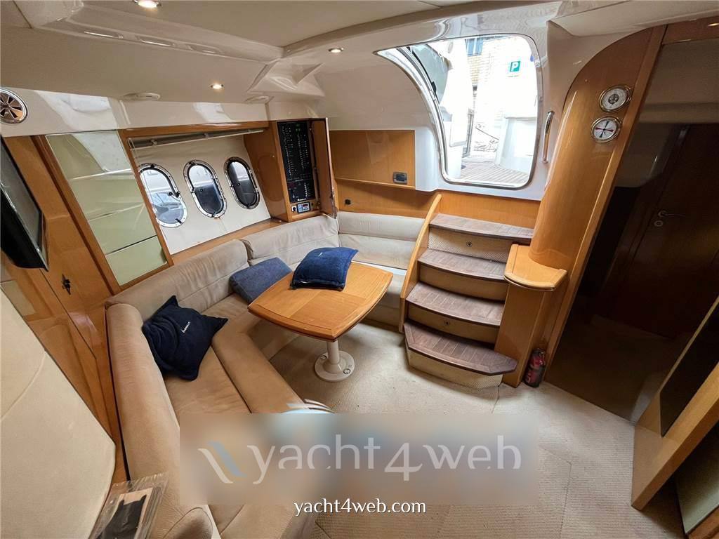 Absolute 41 Motor boat used for sale