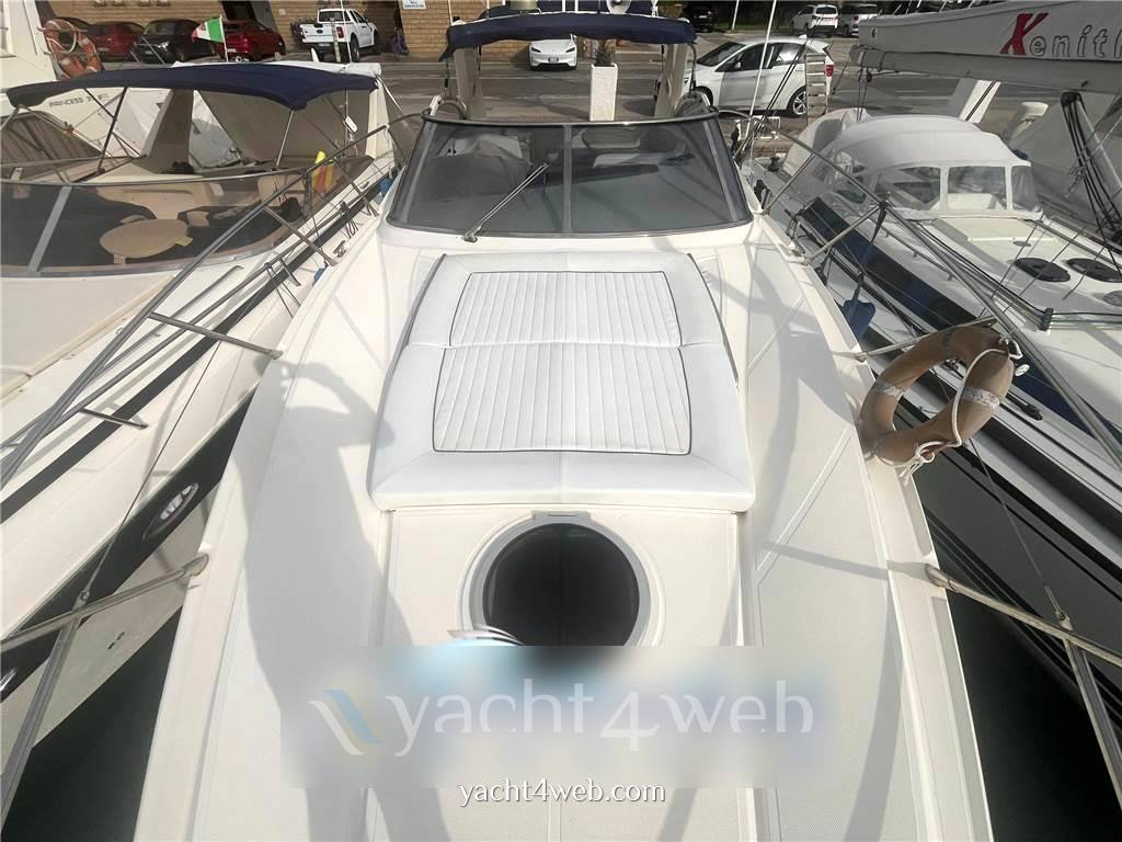 Absolute 41 Motor boat used for sale