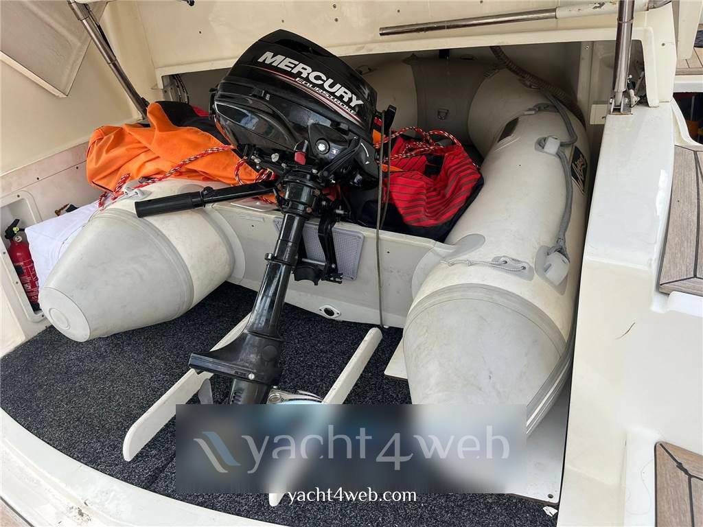 Absolute 41 Motor boat used for sale