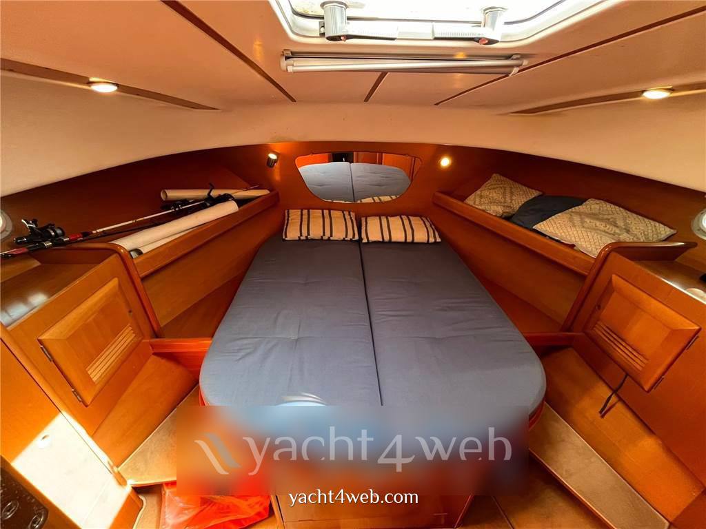 Beneteau Antares 10.80 Flybridge