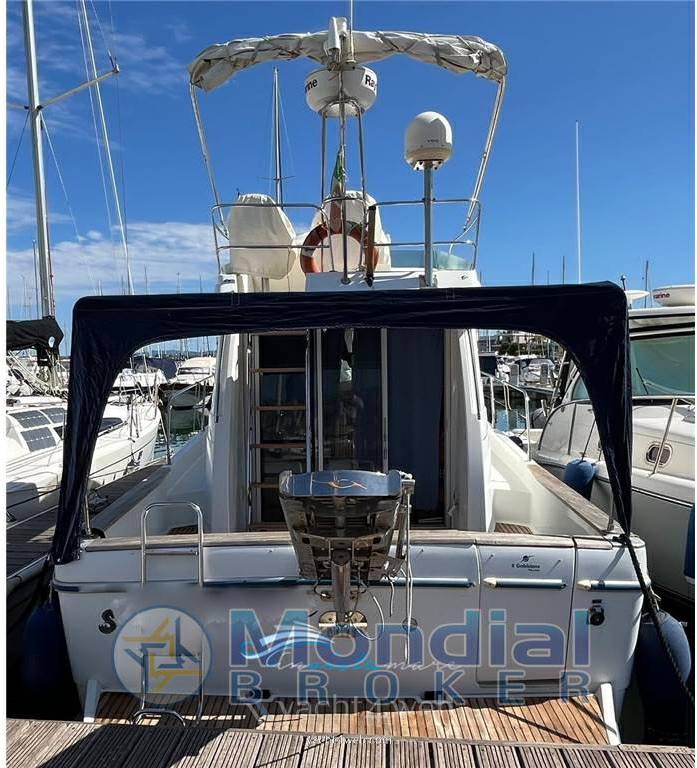 Beneteau Antares 10.80 Motor boat used for sale