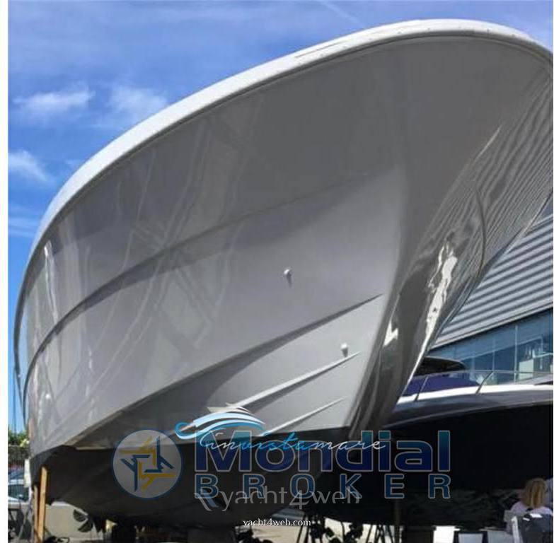 Otam Millennium 55' bateau à moteur