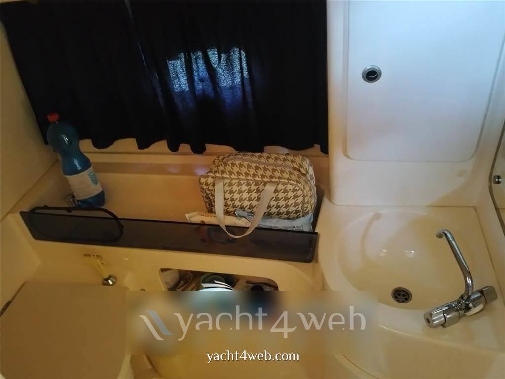 Intermare 30 cruiser barca a motore