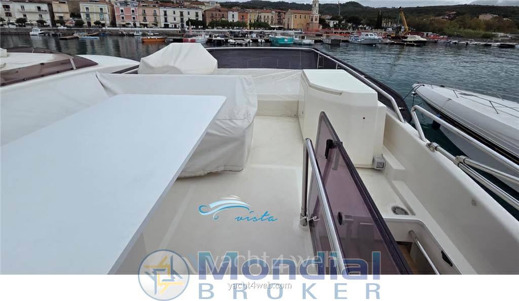 Ferretti yachts Ferretti 550 Flybridge usato
