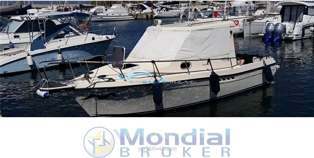 Intermare Vegliatura 700 Barca a motore usata in vendita
