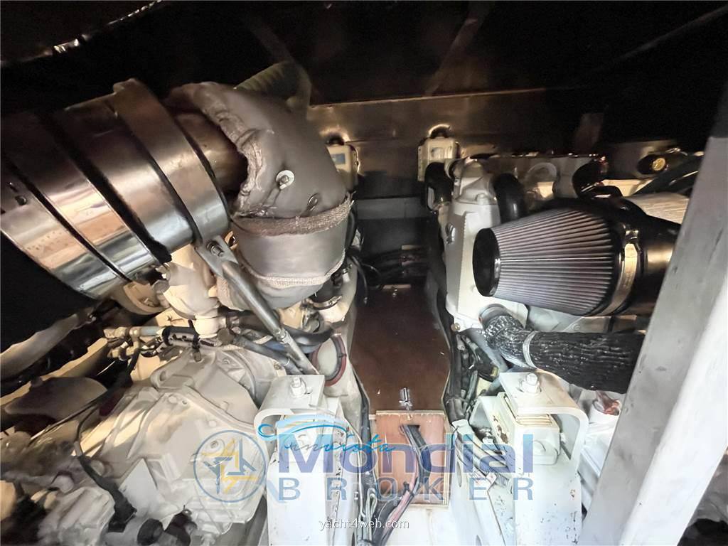 Jeanneau Prestige 42 fly usato