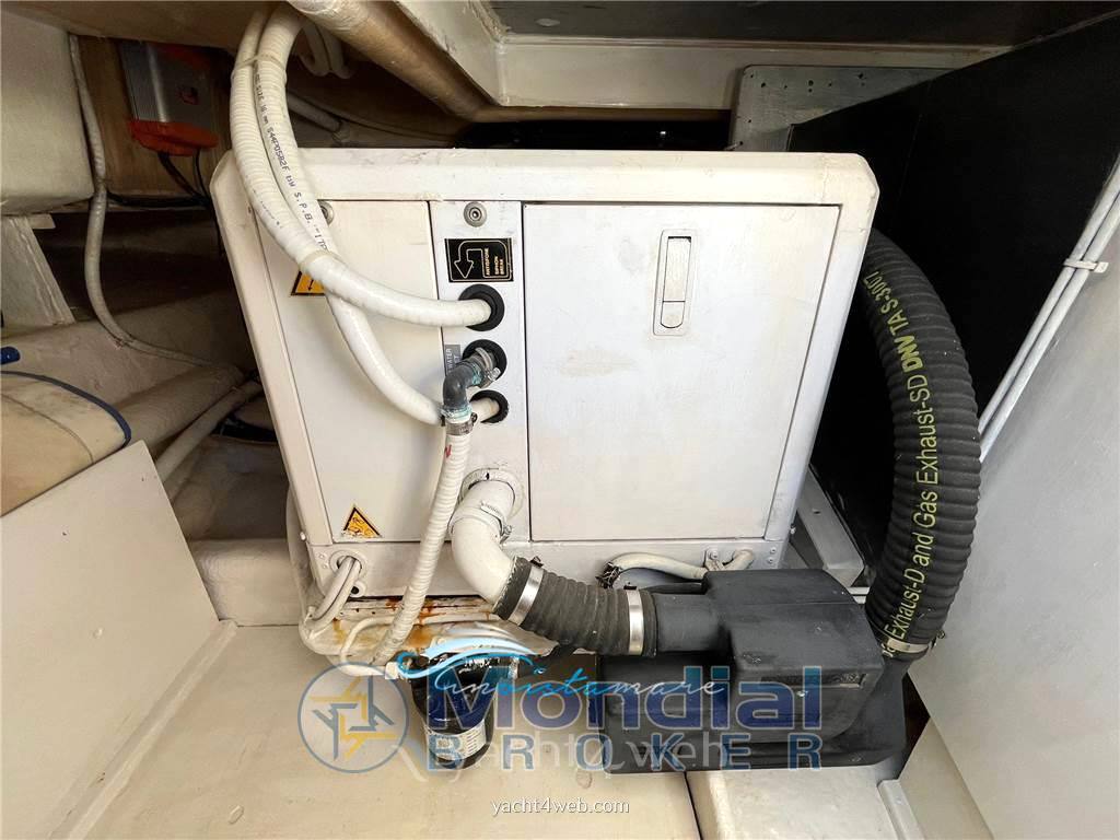 Dellapasqua Dc 11 s flying bridge 