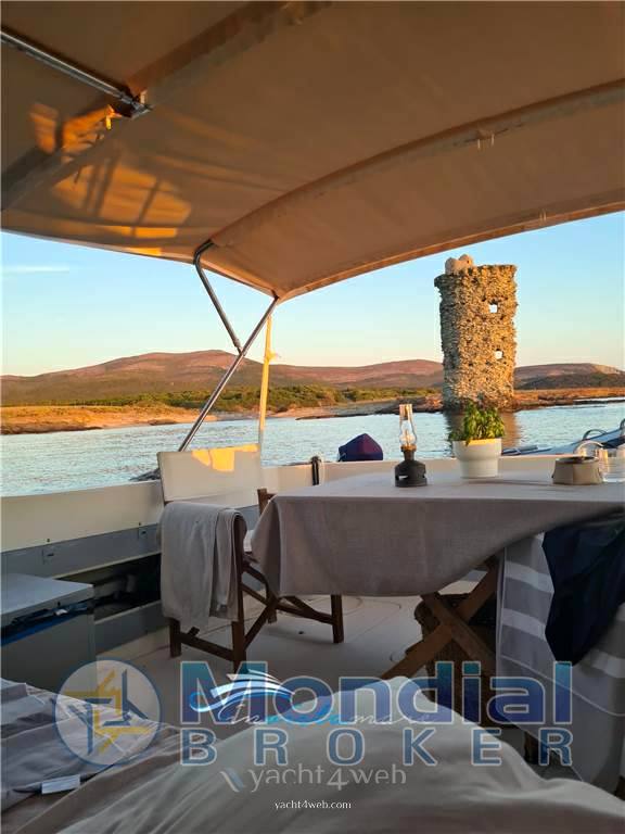 Bertram yacht 33' sf 