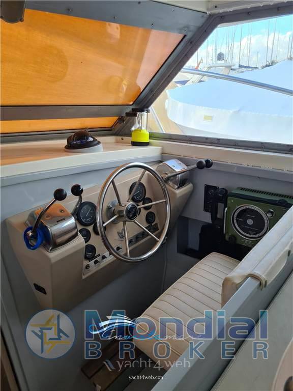 Bertram yacht 33' sf 0