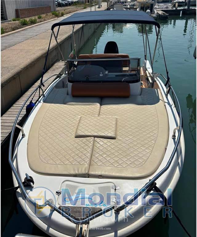 Allegra All 21 sun motor boat