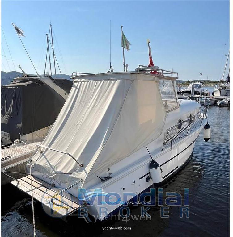 Italcantieri Bora 2 بيلوثوسي