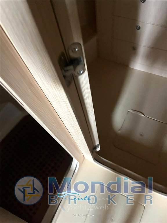 Uniesse marine Uniesse 48 open used