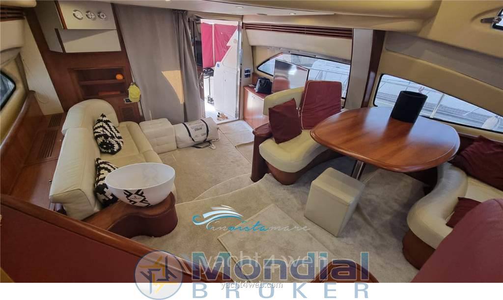 Aicon 52 bateau à moteur