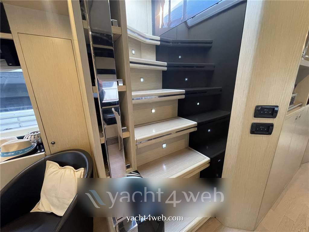 Riva 75 venere fotografia