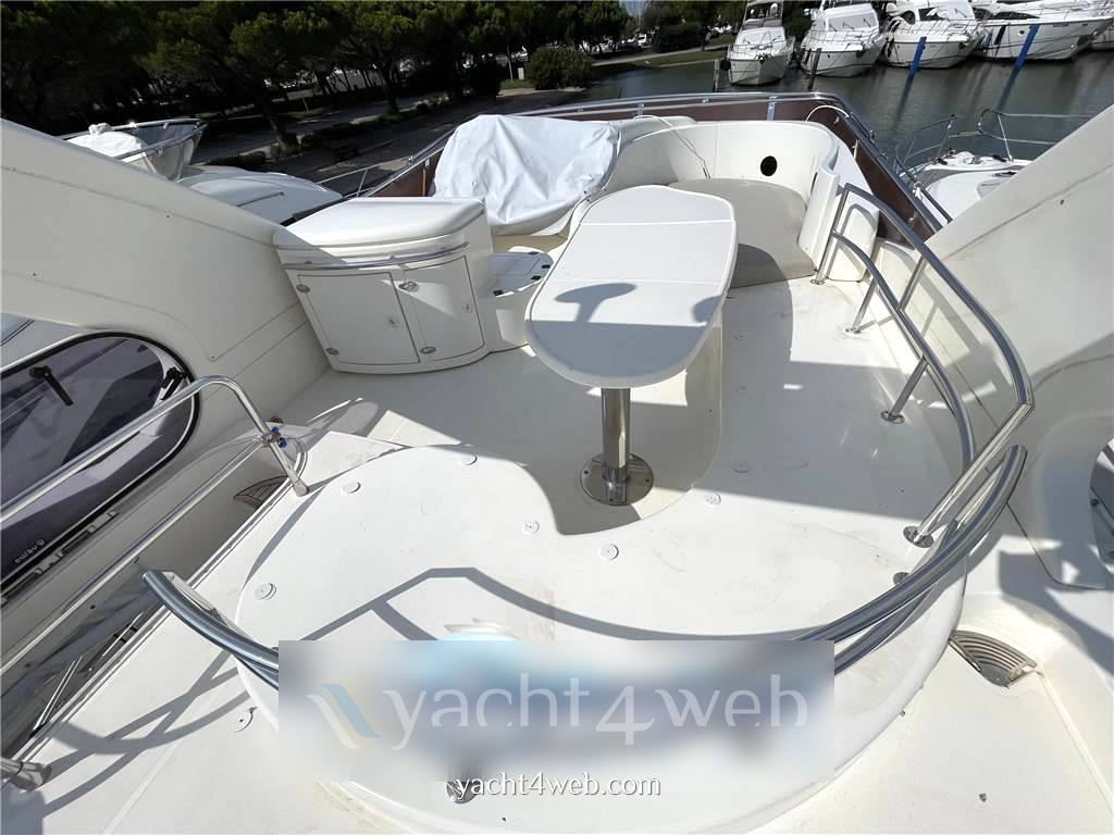 Azimut Az 50 Photo