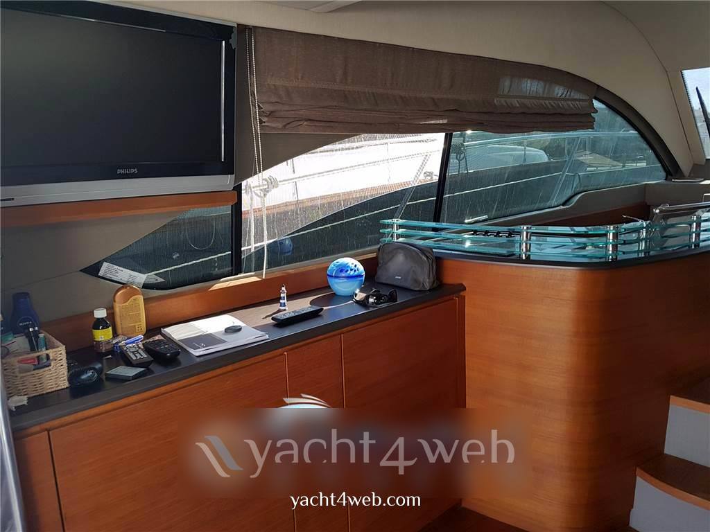 Intermare 50 fly 机动船