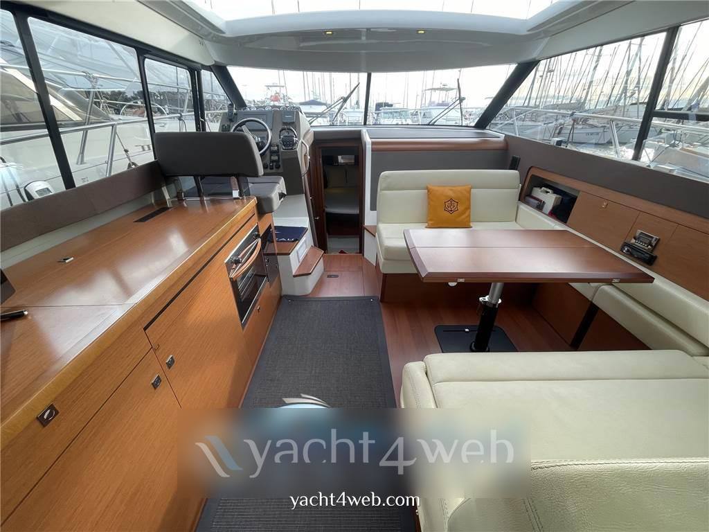 Jeanneau Nc 11 bateau à moteur