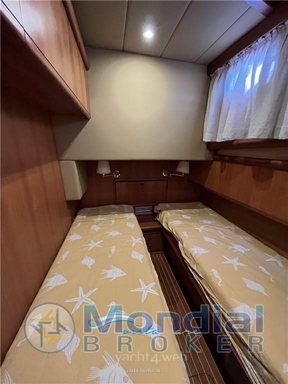 Cantieri estensi 440 goldstar fly 2005