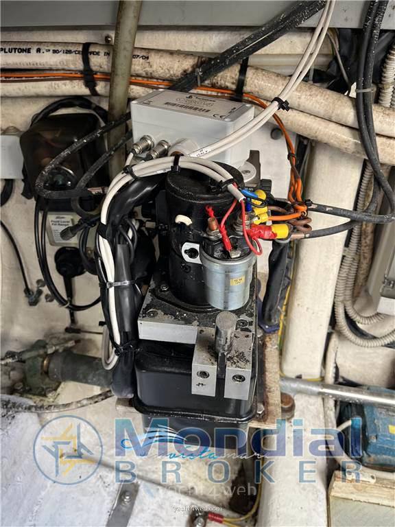 Cantieri estensi 440 goldstar fly occasion