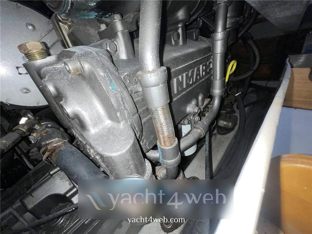 Intermare 30 fly bateau à moteur