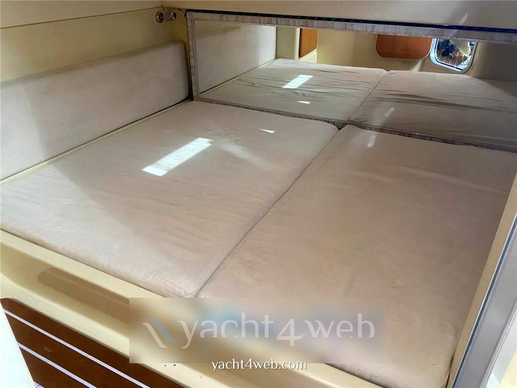 Gobbi 31 cabin bateau à moteur